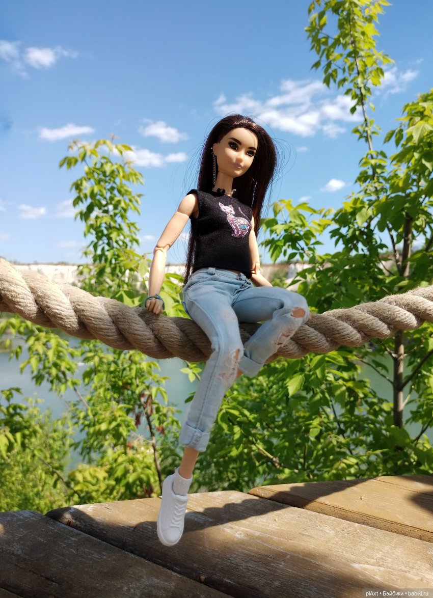 Улька. "Мы к вам заехали на..."