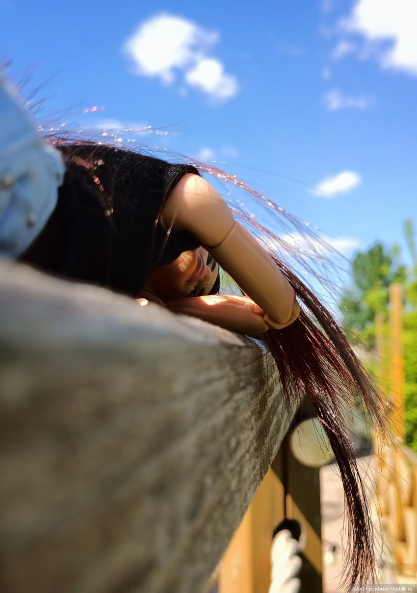 Улька. "Мы к вам заехали на..."