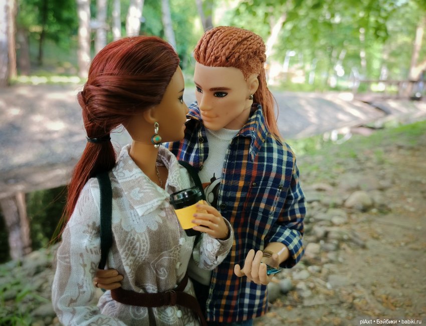 ЛиС. "Мы к вам заехали..."