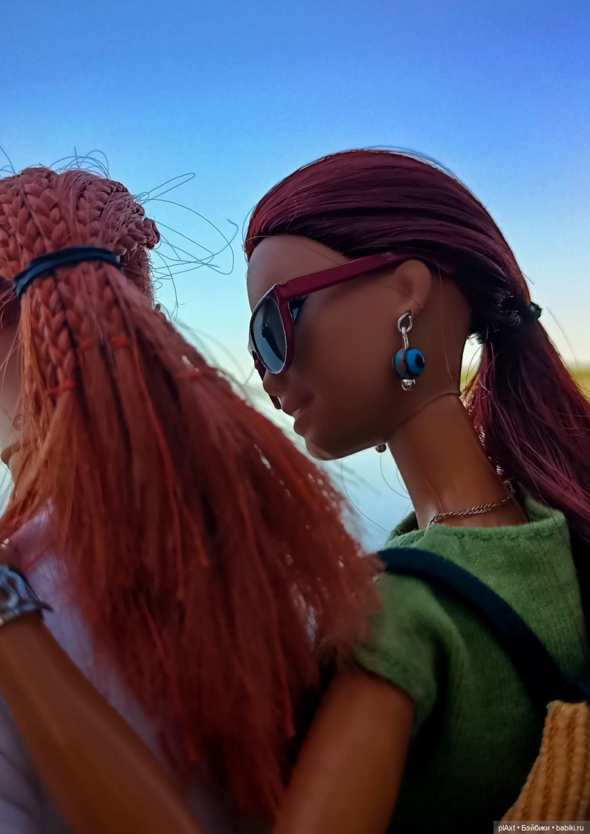 ЛиС. "Мы к вам заехали..."