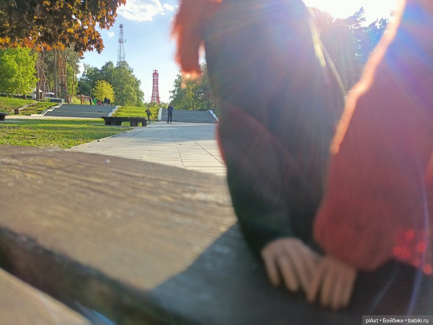 ЛиС. "Мы к вам заехали..."