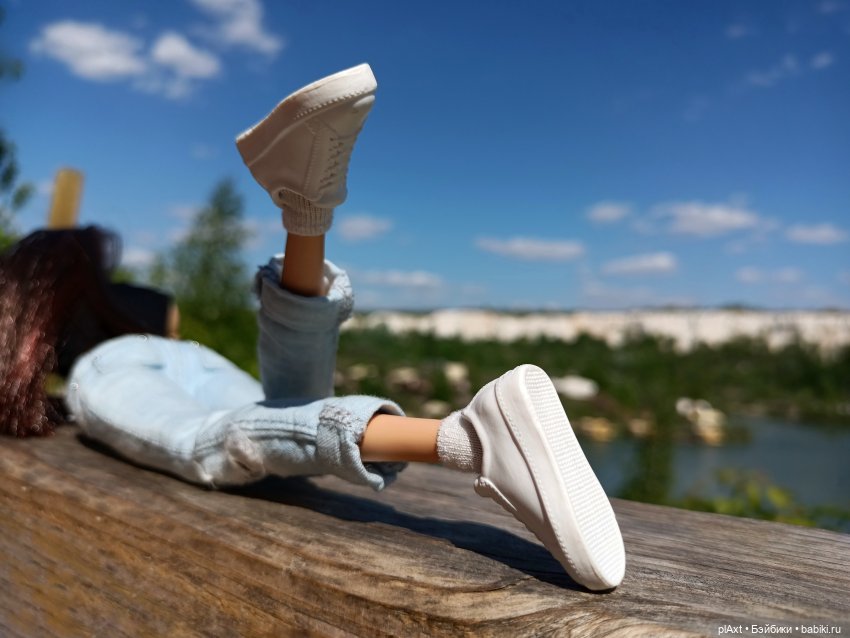 Улька. "Мы к вам заехали на..."