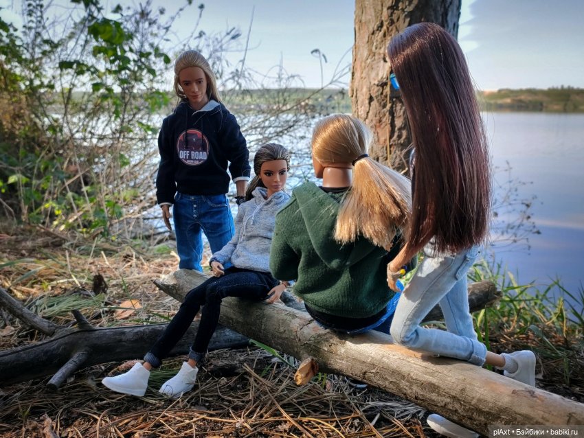 Улька и... "Мы к вам заехали на..."