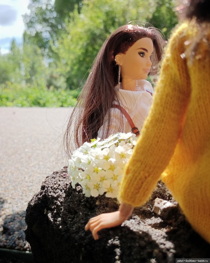 Улька и... "Мы к вам заехали на..."