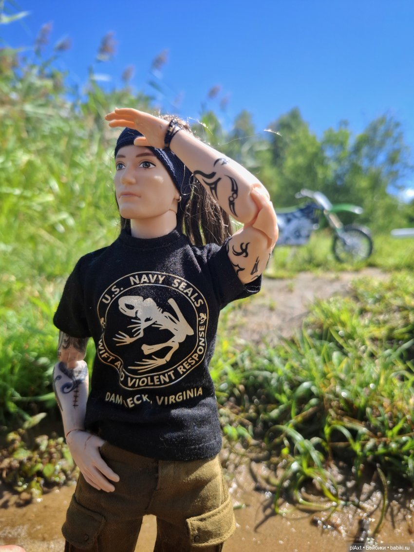 По пути — Куклы Barbie (Барби): Looks