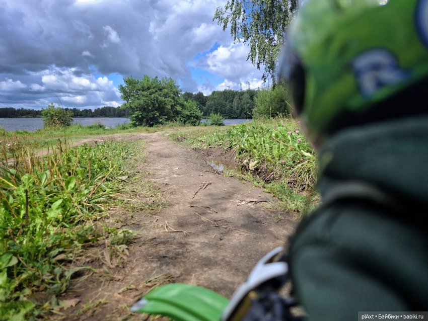 По пути — Куклы Barbie (Барби): Looks (фото 9)