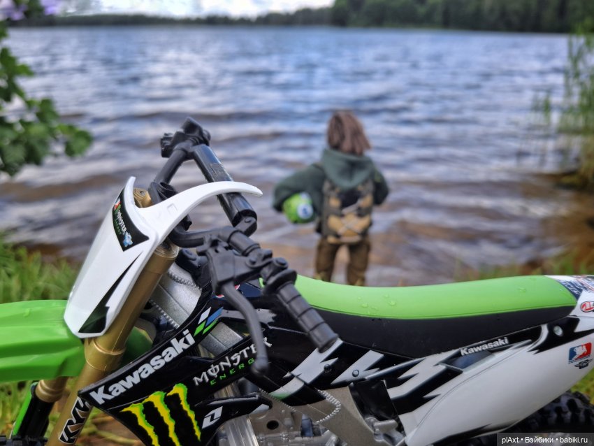 По пути — Куклы Barbie (Барби): Looks