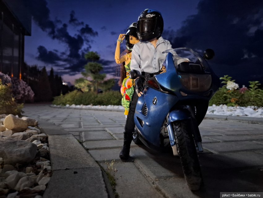 Вечерний заезд 🏍 — Куклы Barbie (Барби): Looks
