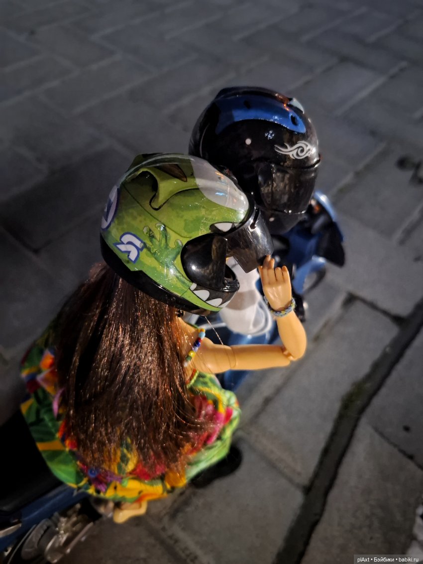 Вечерний заезд 🏍 — Куклы Barbie (Барби): Looks