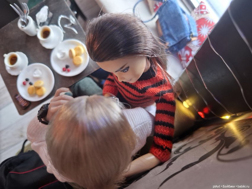 102. Подарок — Кукольные фотоистории и сериалы: комиксы