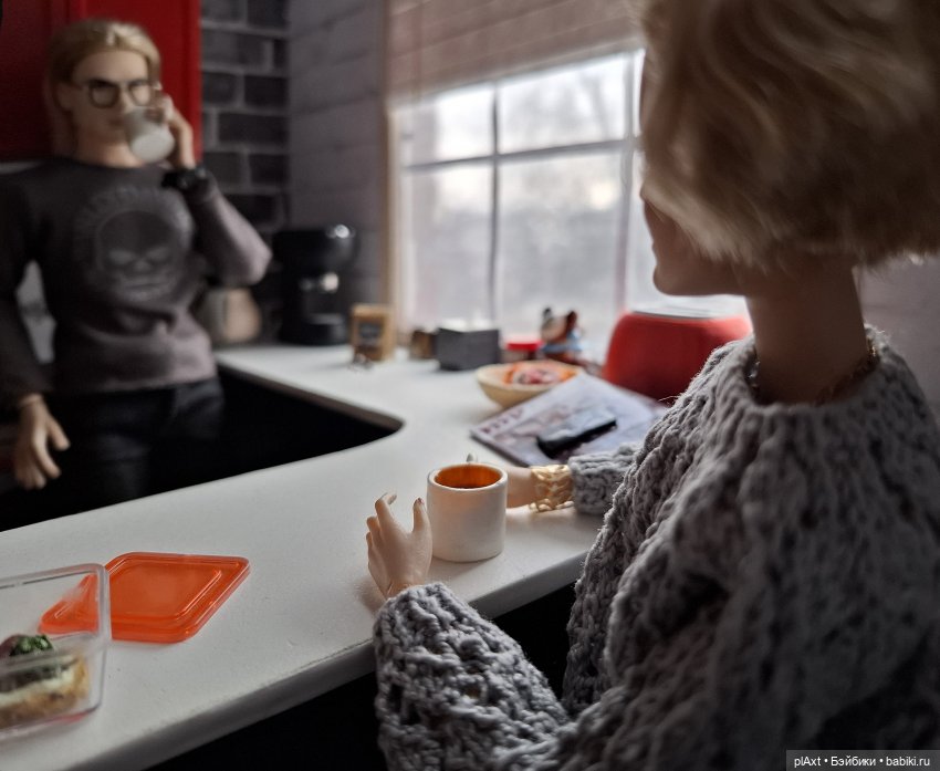 101. "Матушка? Здрасте..."