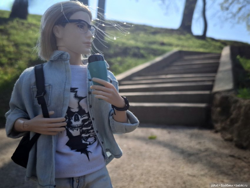 Миша и Ко — Куклы Barbie (Барби): Looks (фото 3)