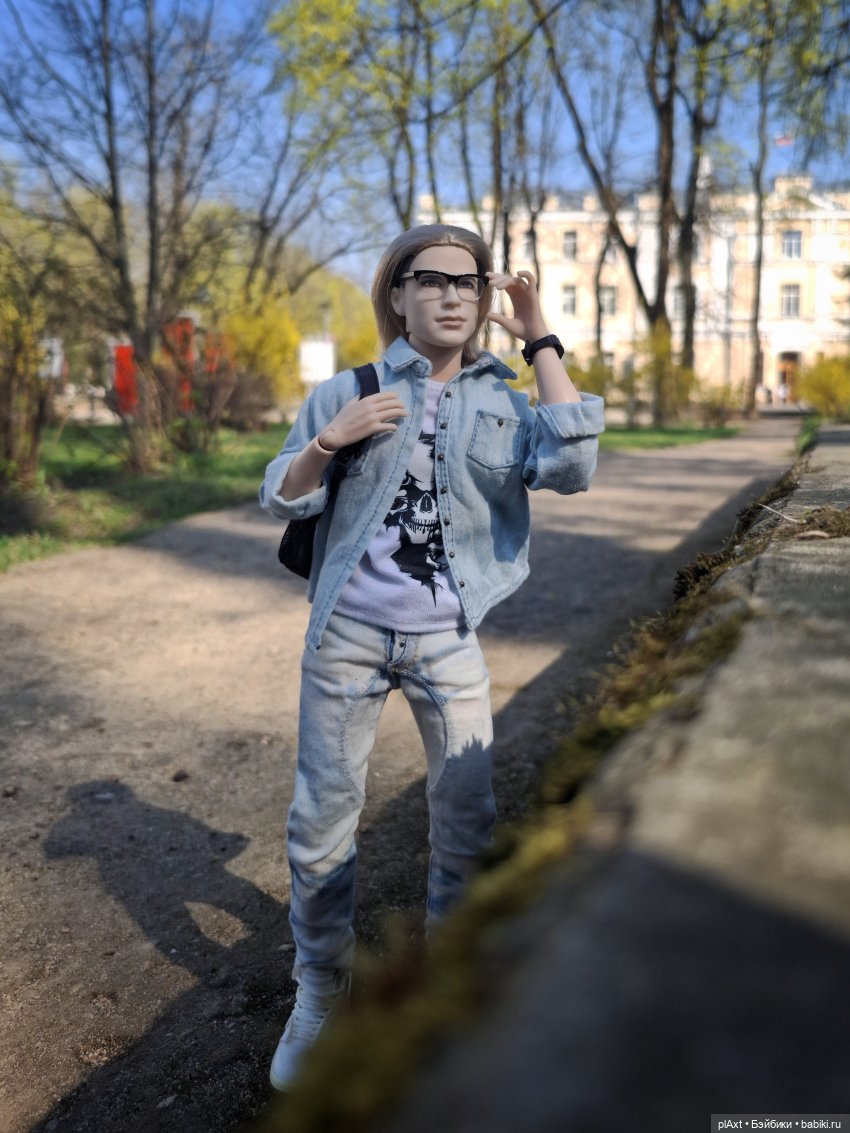 Миша и Ко — Куклы Barbie (Барби): Looks (фото 9)