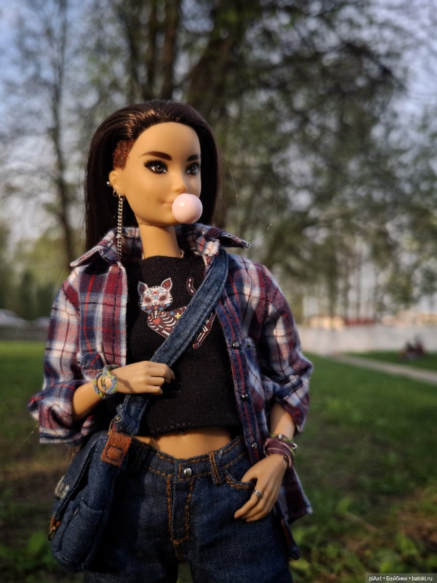 Миша и Ко — Куклы Barbie (Барби): Looks