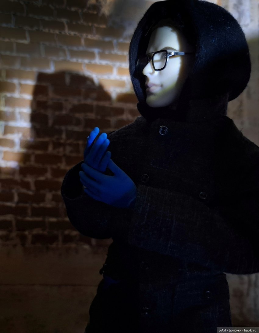 105. Ночь. Улица. Помойка. СОГ (16+)