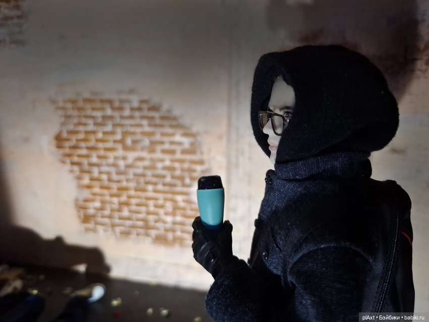 105. Ночь. Улица. Помойка. СОГ (16+)