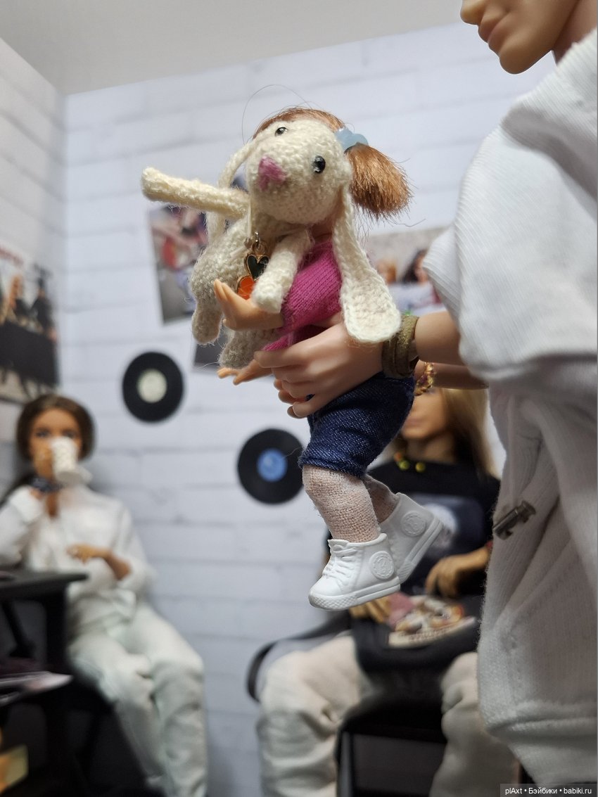 113. "О чём спорим?.. - Главное, на что!"