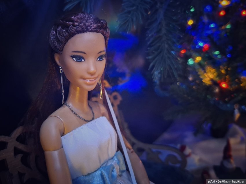 Новогодний бал 2025-2026 — Новый год и Рождество: праздничные фото кукол (фото 10)