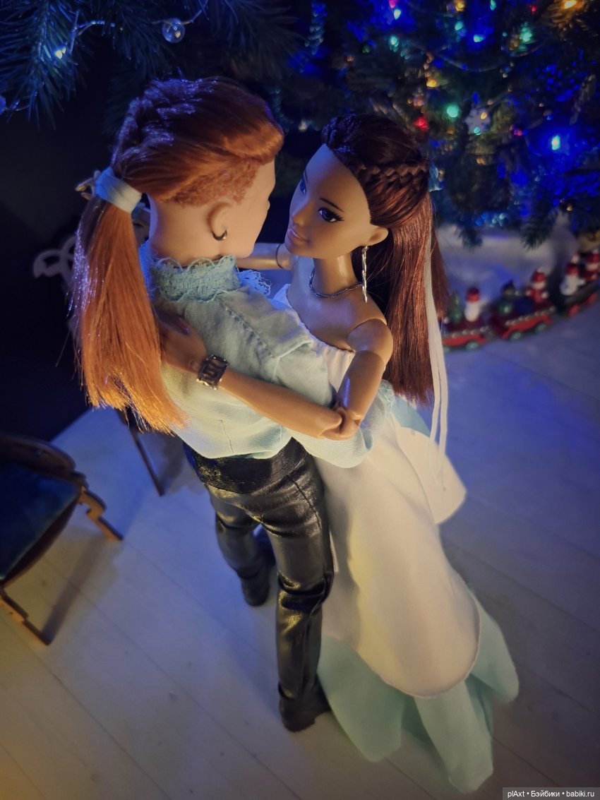 Новогодний бал 2025-2026 — Новый год и Рождество: праздничные фото кукол