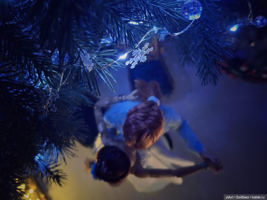 Новогодний бал 2025-2026 — Новый год и Рождество: праздничные фото кукол