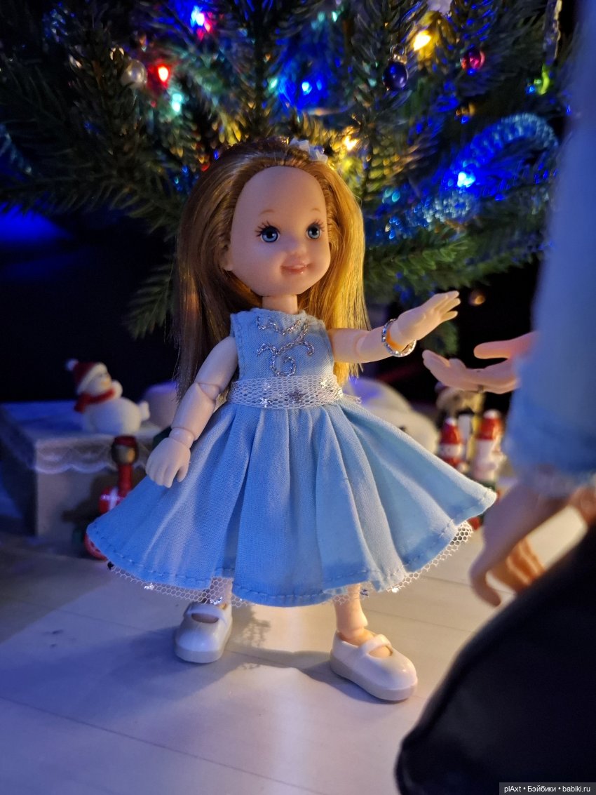 Новогодний бал 2025-2026 — Новый год и Рождество: праздничные фото кукол