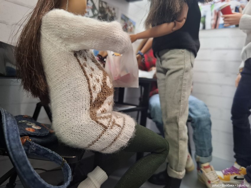 121. Неловкое состояние — Кукольные фотоистории и сериалы: комиксы