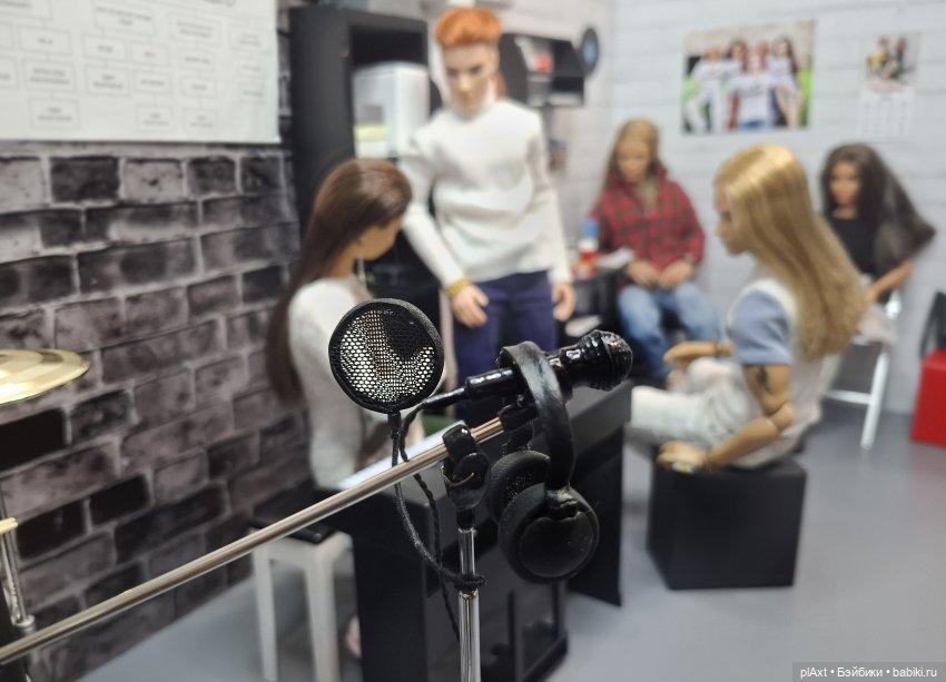 121. Неловкое состояние — Кукольные фотоистории и сериалы: комиксы