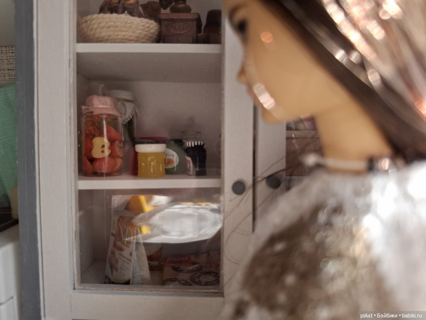 122. В гостях у Рыженьких