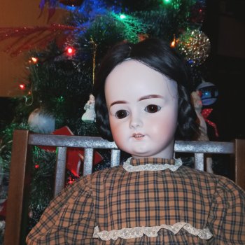 Антикварные леди у ёлочки🎄