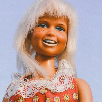 Дасти на прогулке