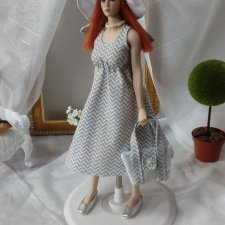 " Гергогиня Барбейская выходит в свет" выкройка платья для Барби и Phicen