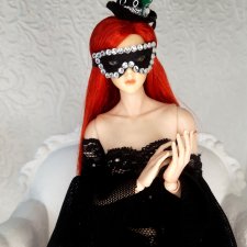 Цилиндрик и масочка.