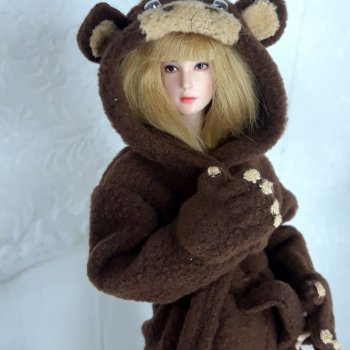 Обезьянка... с лапками