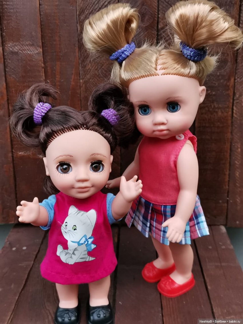 Соня подросла, а Ася стала маленькой