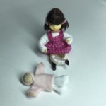 Кукла «Девочка с куклой» Bodo Hennig