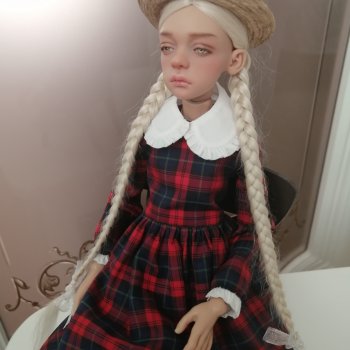 Новое платье Лоры