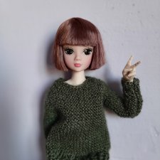 Юка - девочка-подросток