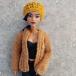 Кардиган для кукол формата Барби