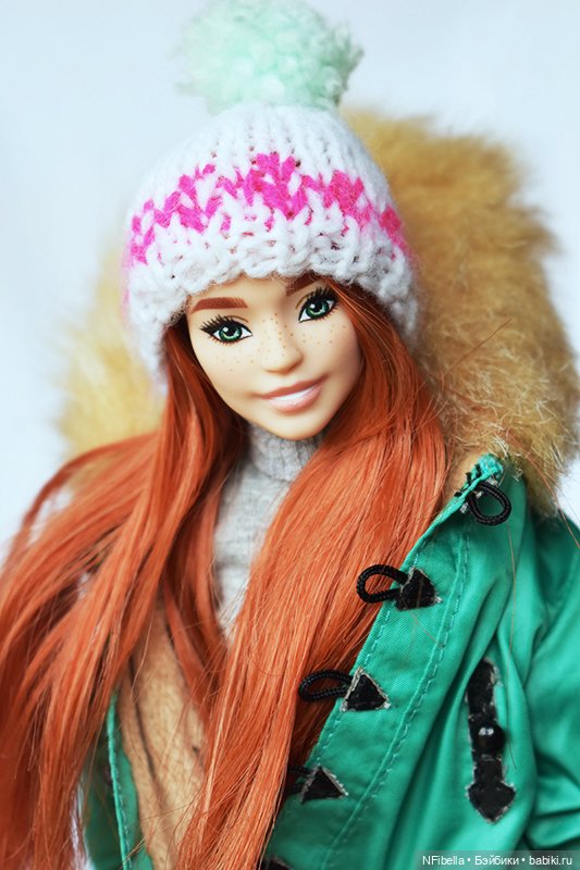 Компания — Куклы Barbie (Барби): Looks (фото 4)