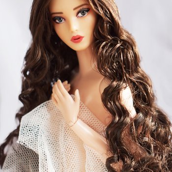 ПРЕЛЕСТЬ, ЖИВУЩАЯ В ДОМЕ