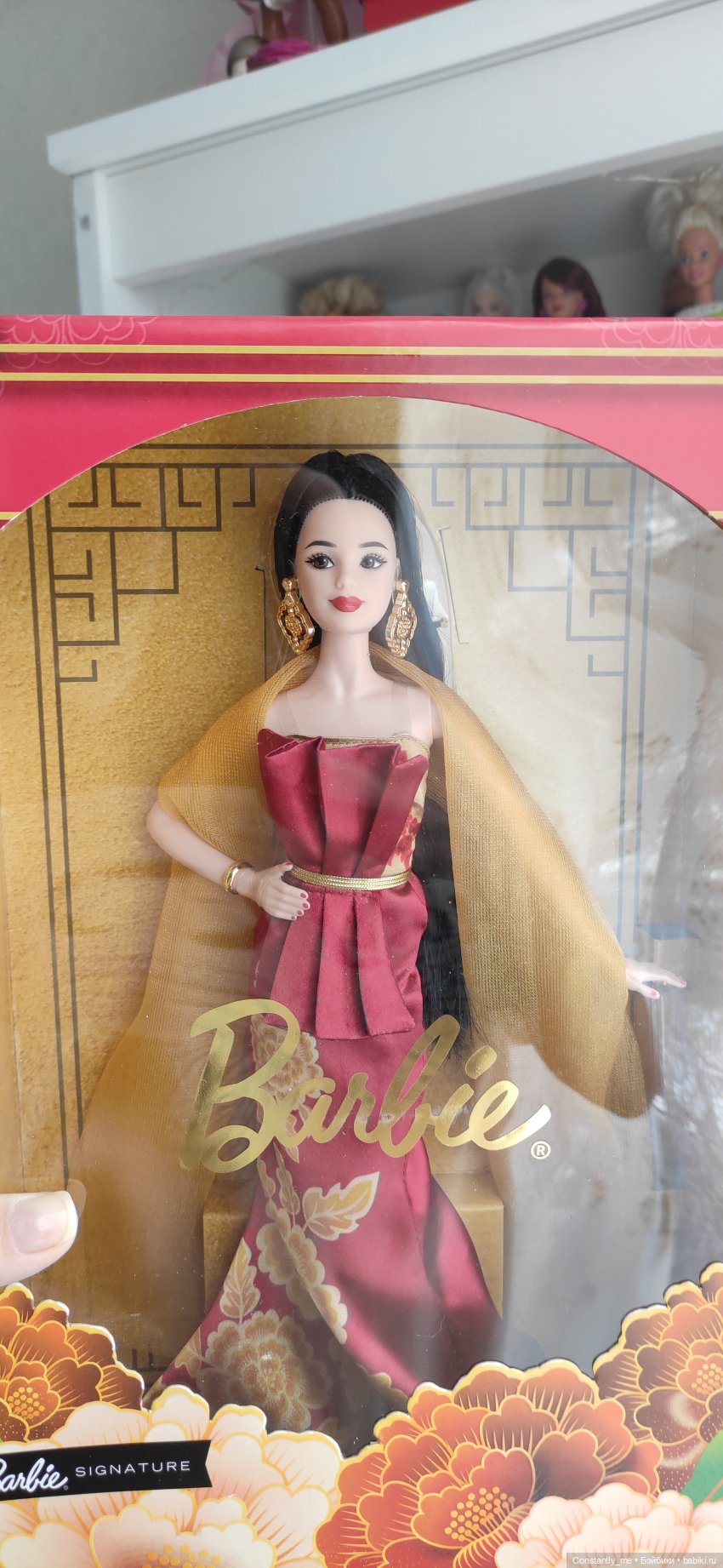 Первое фото в коробке.