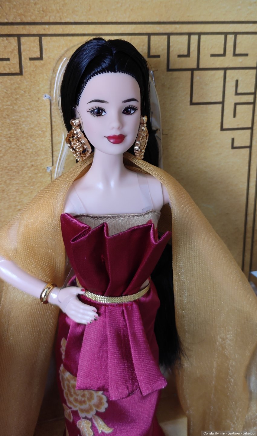 Ещё фото в коробке (недолго она в ней пробыла)