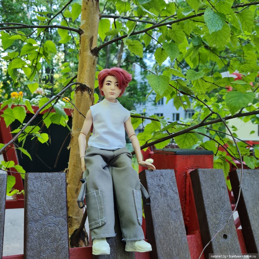 Посетили с Чонгуком уличную выставку (фото 9)