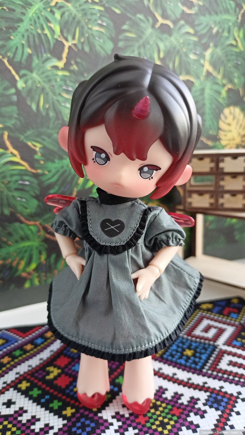 Уши, лапы, главное - копытца