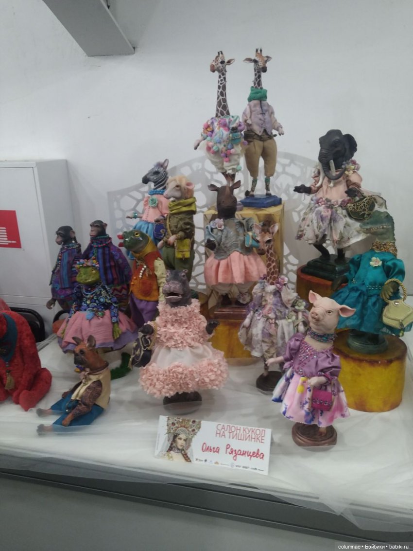 "Осенний салон" на Тишинке. Часть1. Мелодия между трубами вентиляции и пожарных кранов