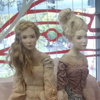 "Осенний салон" на Тишинке. Часть1. Мелодия между трубами вентиляции и пожарных кранов