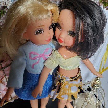 Девочки из книжки