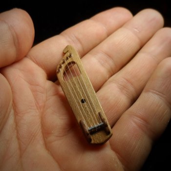 Гусли лировидные!