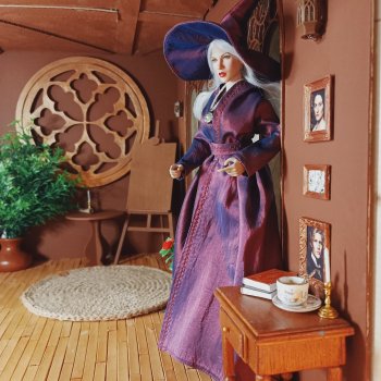 Зона с большими окнами 🏰