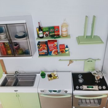 Кухня (заменила мойку)